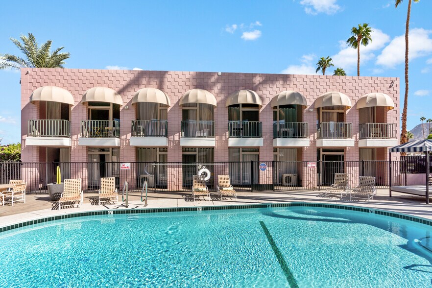 More Photos Of 74380 El Camino, Palm Desert Apartments For Sale