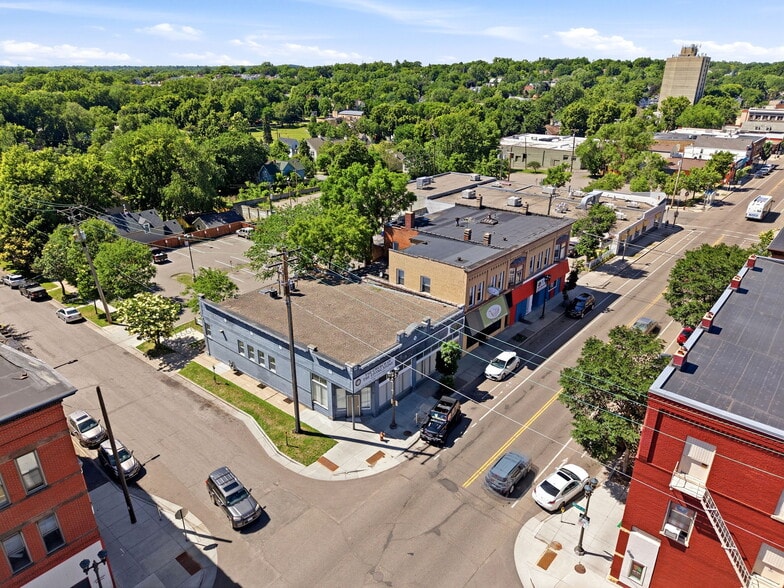 More Photos Of 871 Payne Ave, Saint Paul Storefront For Sale