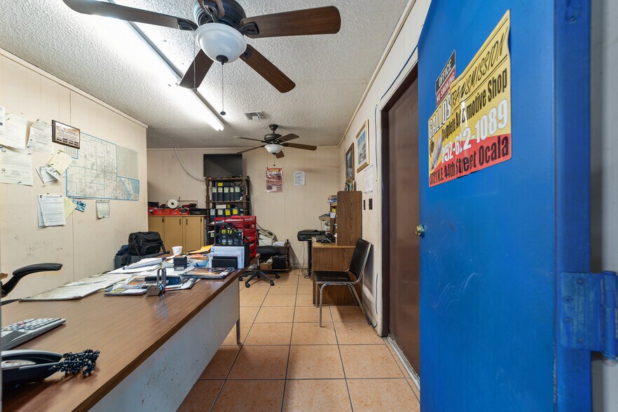 More Photos Of 3721 NE 44th St, Ocala Industrial For Sale