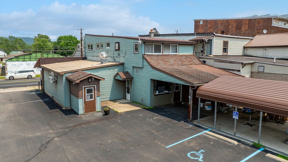 More Photos Of 430 W 3rd St, Nescopeck Restaurant For Sale