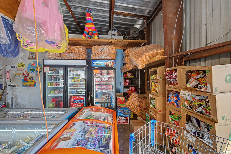 More Photos Of 1037 Harding Ave, National City Freestanding For Sale