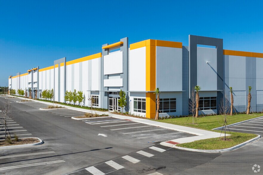 More Photos Of 12070 SW Tom Mackie Blvd, Port Saint Lucie Unknown For Lease