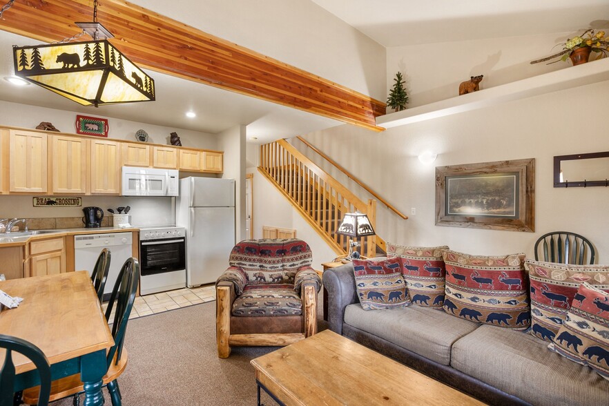 More Photos Of 777 E Highway 24, Woodland Park Hotel For Sale