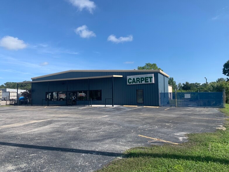 Primary Photo Of 3710 Us Highway 92 E, Lakeland Warehouse For Sale