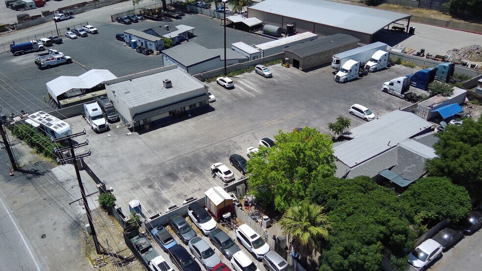 More Photos Of 1461 S East End Ave, Pomona Land For Lease