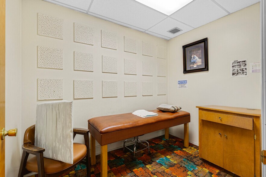 More Photos Of 3480 Live Oak St, Huntington Park Medical For Sale