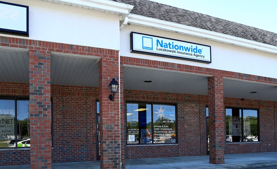 More Photos Of 8001-8053 Mayfield Rd, Chesterland General Retail For Lease