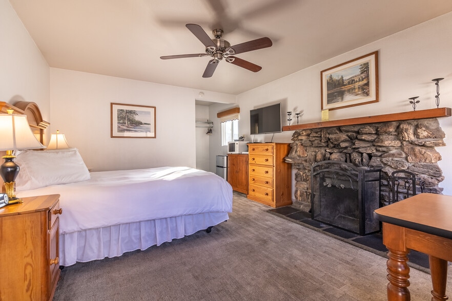 More Photos Of 39756 Big Bear Blvd, Big Bear Lake Hotel For Sale