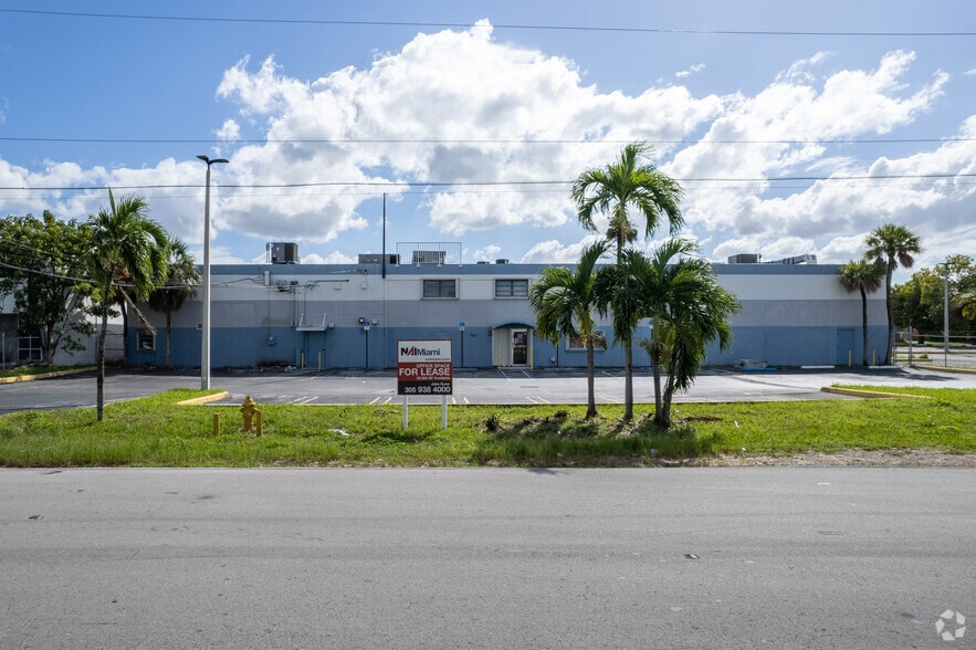 More Photos Of 7262 NW 68th St, Miami Office For Lease