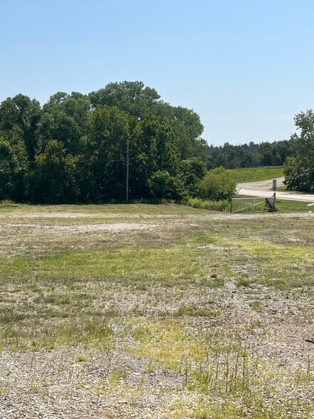 More Photos Of 0000 Old 33 hwy, Drumright Warehouse For Sale