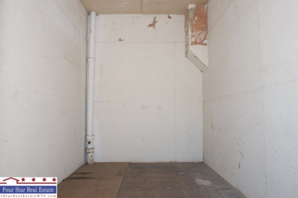 More Photos Of 482 SE 1st Ave, Ontario Self Storage For Sale