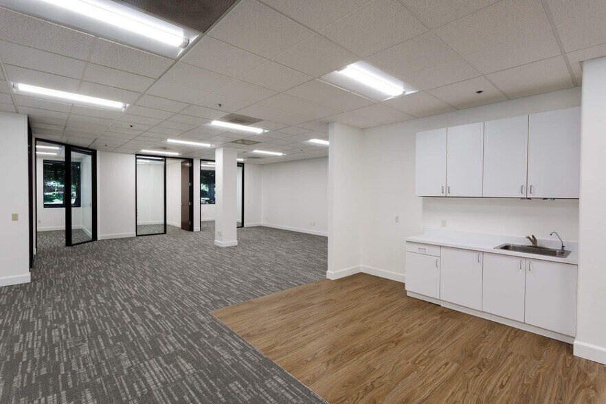 More Photos Of 1425 N McDowell Blvd, Petaluma Office For Lease