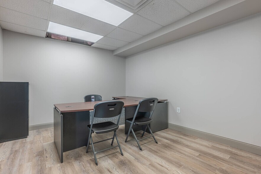 More Photos Of 2710 Needmore Rd, Dayton Service For Lease