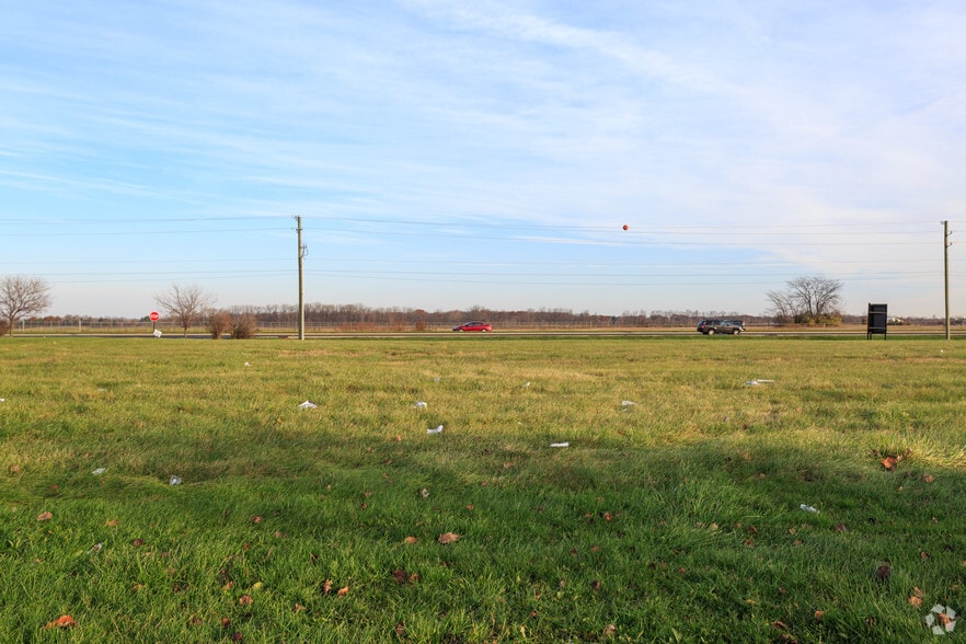 More Photos Of 7355 E 96th St, Indianapolis Land For Lease