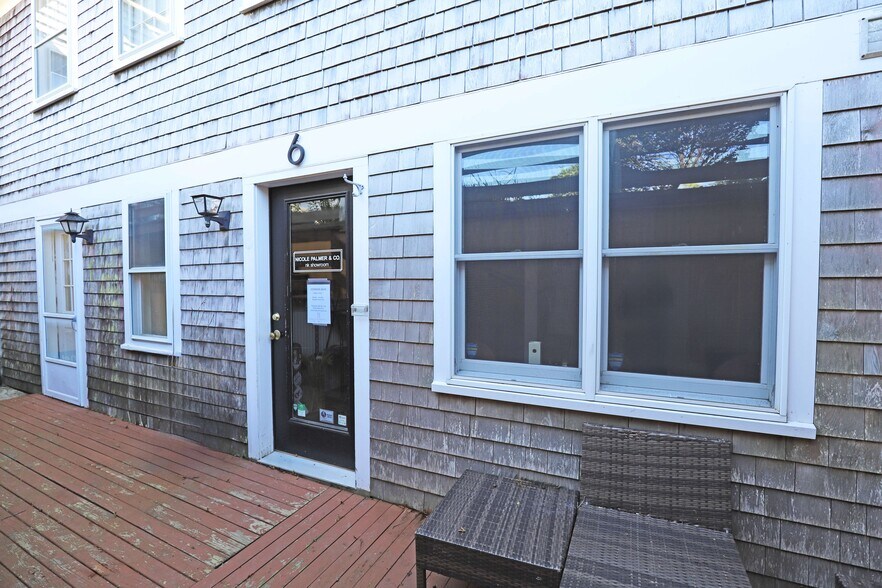 Primary Photo Of 316 Gifford St, Falmouth Office For Lease