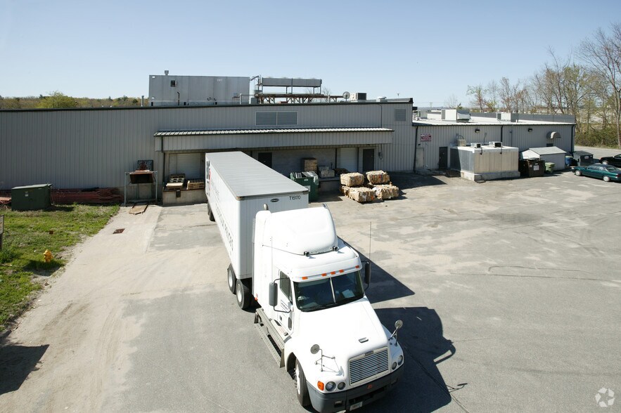 More Photos Of 1923-1931 E Main St, Torrington General Retail For Sale