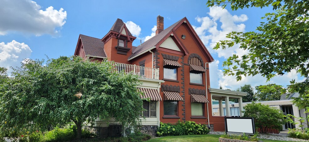 Primary Photo Of 1003 N Washington Ave, Lansing Office For Sale