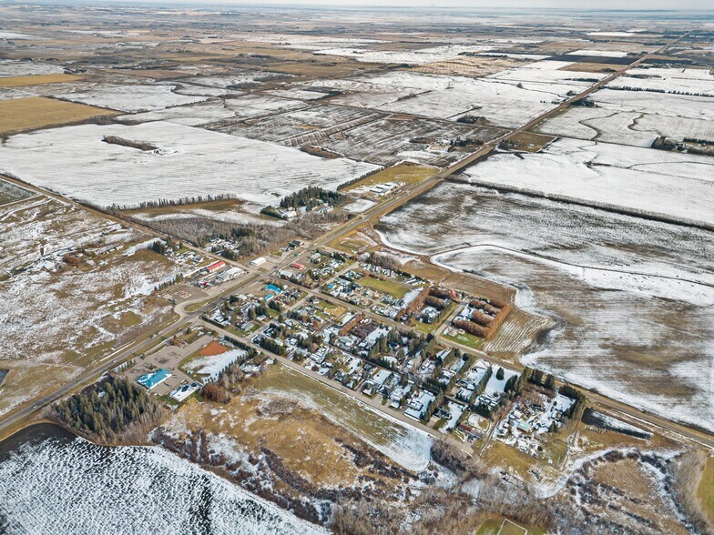 More Photos Of 1916 10th Av, Spruce View Restaurant For Sale