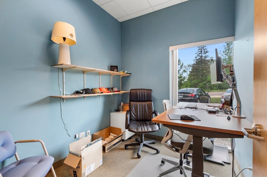 More Photos Of 700-710 Hamel Rd, Hamel Warehouse For Sale