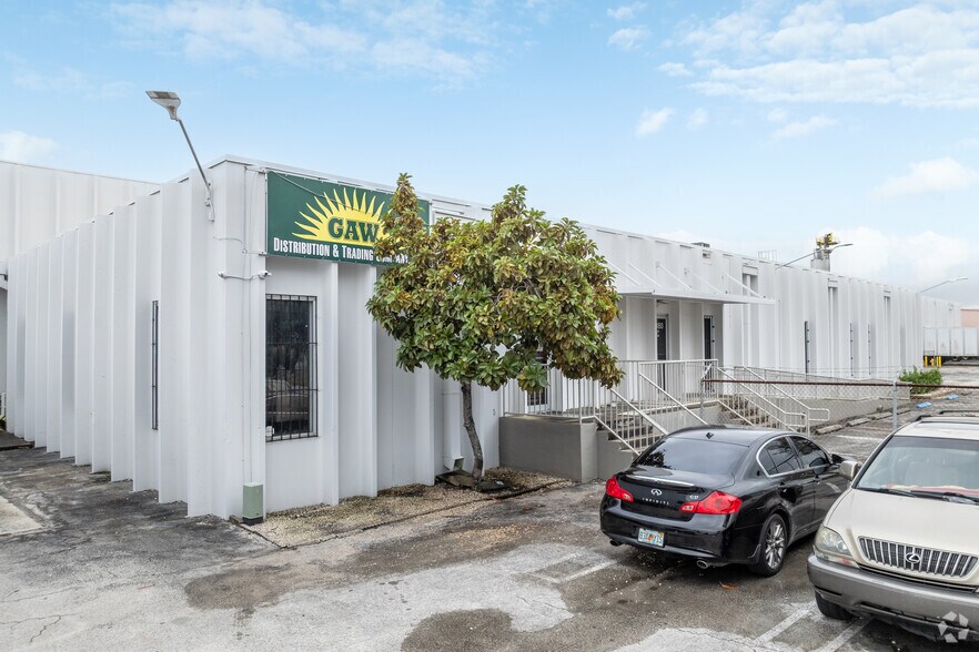 Primary Photo Of 3380 NW 114th St, Miami Warehouse For Lease