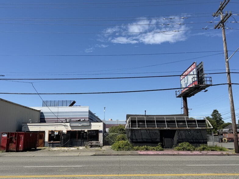 More Photos Of , Seattle General Retail For Sale