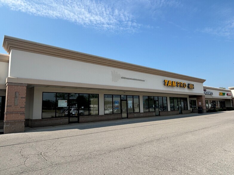 More Photos Of 7545-7633 Sylvania Ave, Sylvania Unknown For Lease