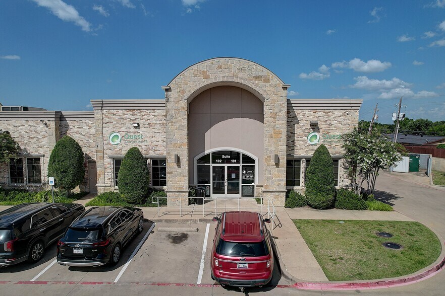 Primary Photo Of 3230 Interstate 30, Mesquite Medical For Lease