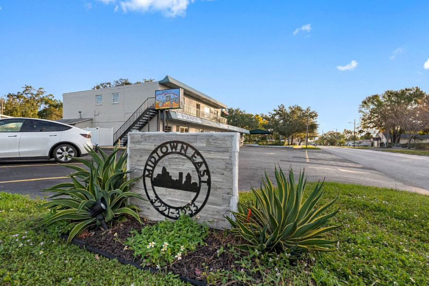 More Photos Of 3227-3233 W Cypress St, Tampa Storefront Retail Residential For Sale