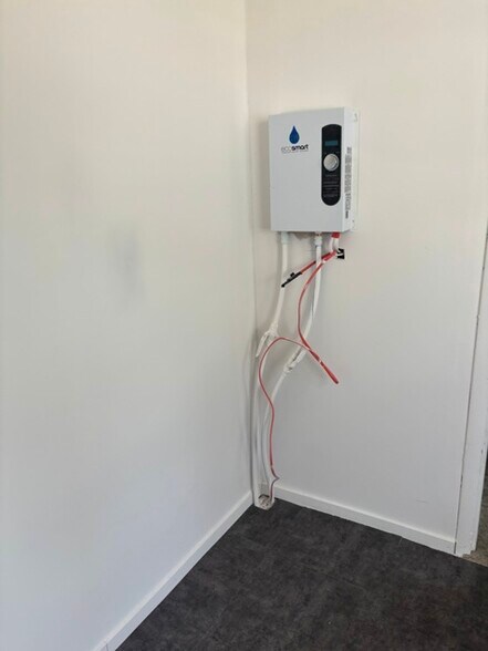 More Photos Of 12133 Henry St, Claxton Specialty For Sale