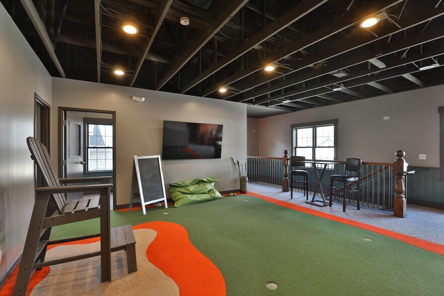 More Photos Of 57 Mill St, Columbus Storefront For Sale