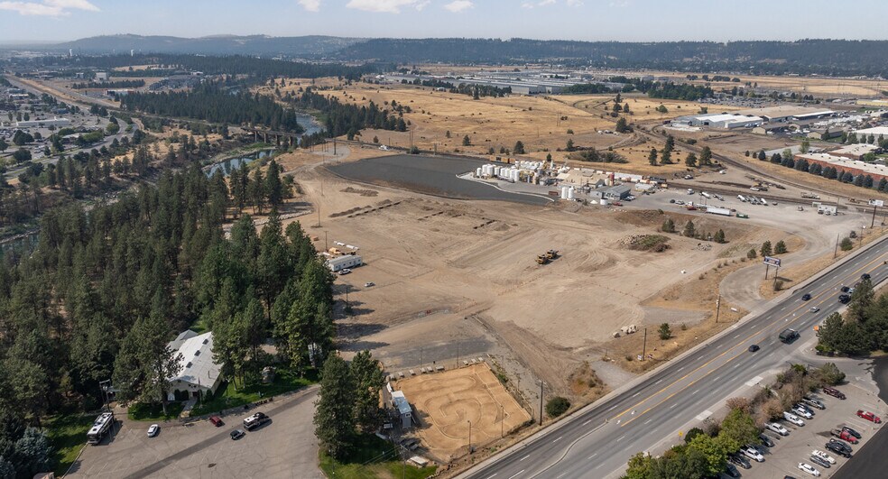 More Photos Of 2100 N Sullivan Rd, Spokane Valley Land For Lease