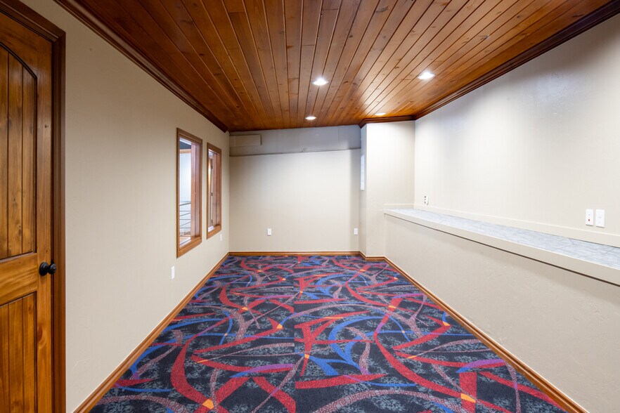More Photos Of 12007 NE 23rd St, Choctaw Warehouse For Sale