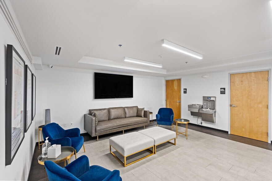 More Photos Of 2801 Florida Ave, Miami Apartments For Lease