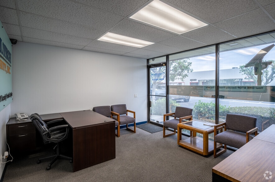 More Photos Of 570 S State College Blvd, Fullerton Warehouse For Sale