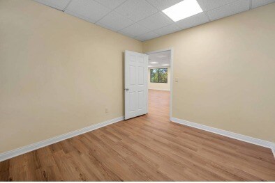 More Photos Of 166 Prosperous Pl, Lexington Office For Lease