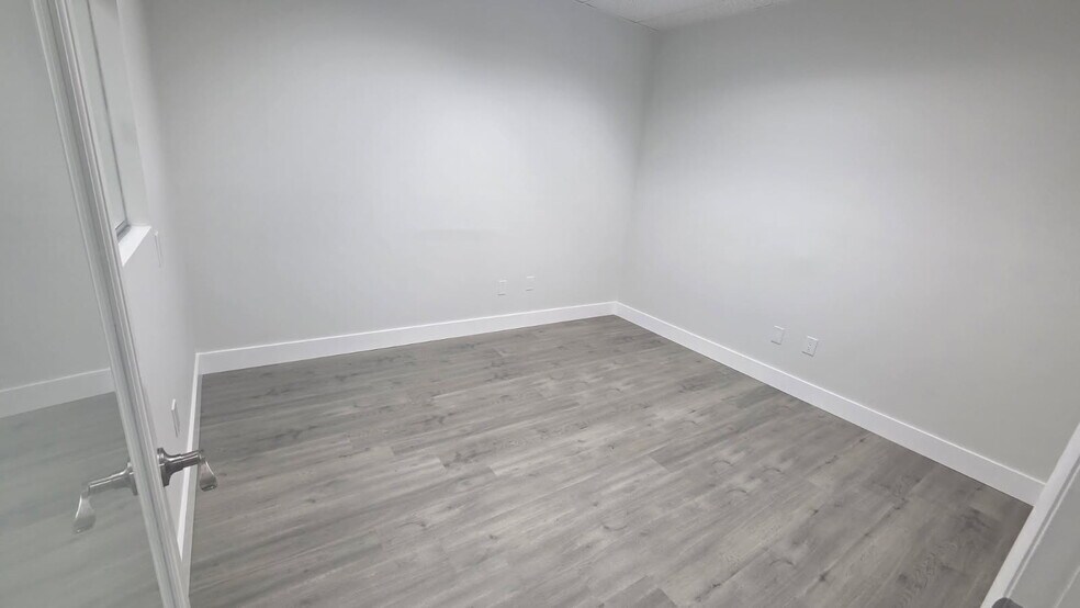 More Photos Of 7100 W Commercial Blvd, Lauderhill Unknown For Lease