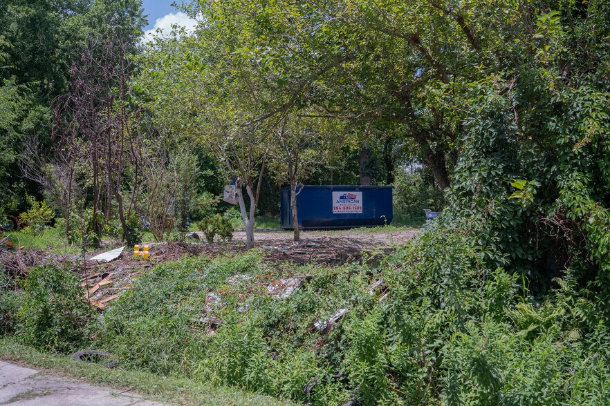 More Photos Of 4736 Hunt St, Jacksonville Warehouse For Sale