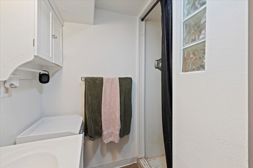 More Photos Of 2209 W Idaho St, Boise Apartments For Sale