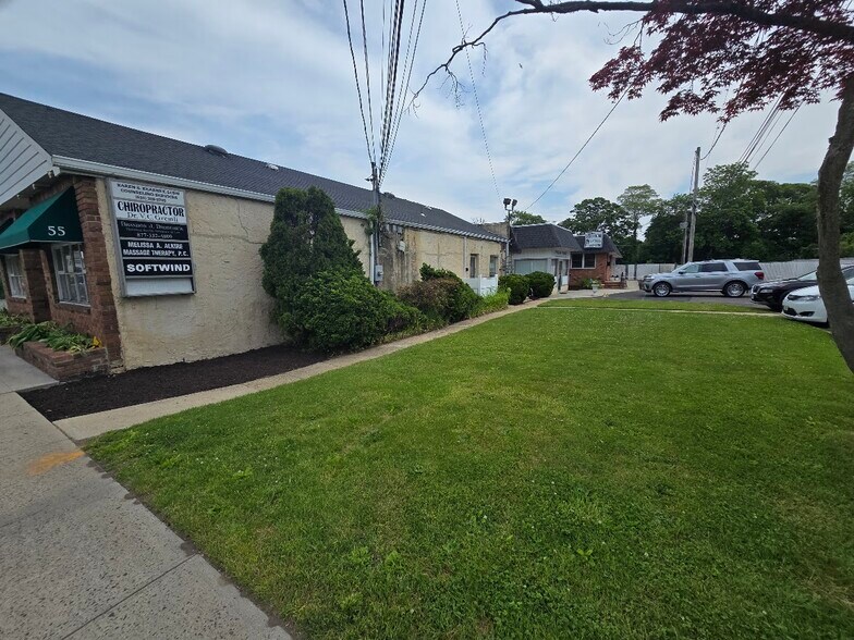 More Photos Of 55 Carleton Ave, East Islip Medical For Sale