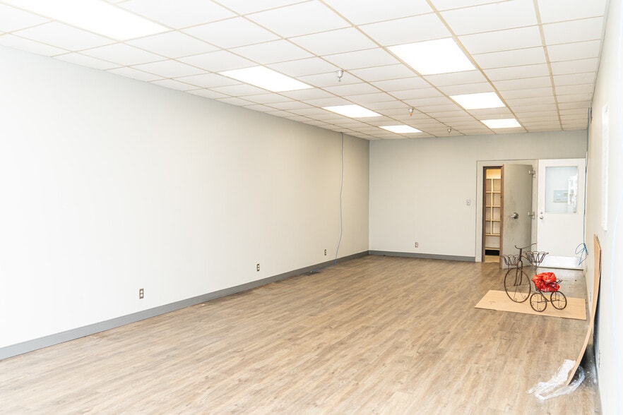 More Photos Of 2580 Highway 46, Heflin Warehouse For Sale