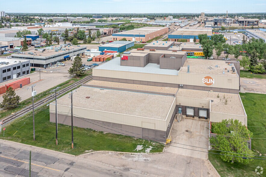 More Photos Of 9300 47 St NW, Edmonton Manufacturing For Sale