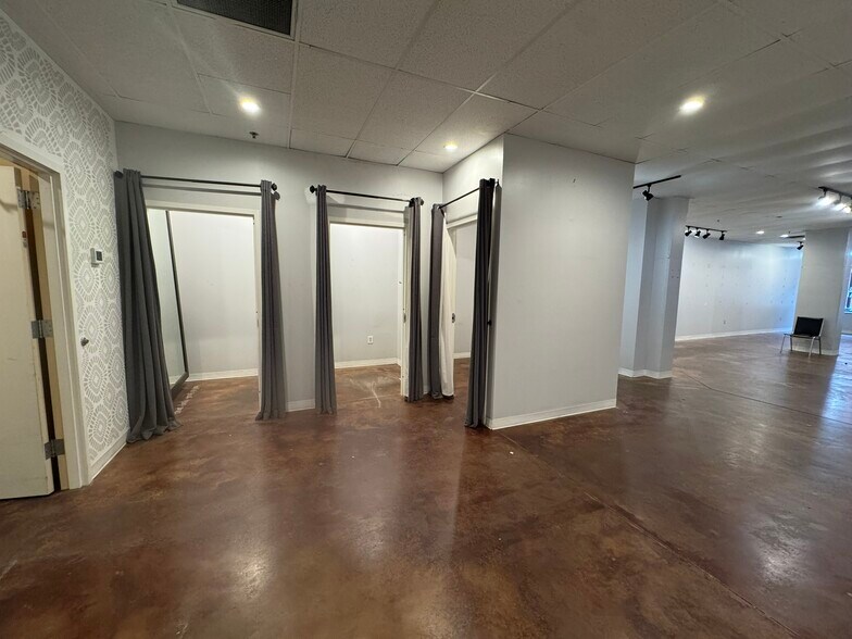 More Photos Of 43-59 George St, Charleston Dormitory For Lease