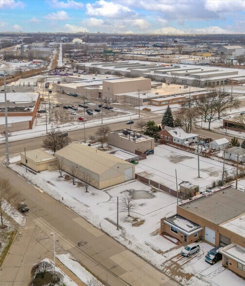 More Photos Of 12525 E 9 Mile Rd, Warren Warehouse For Sale