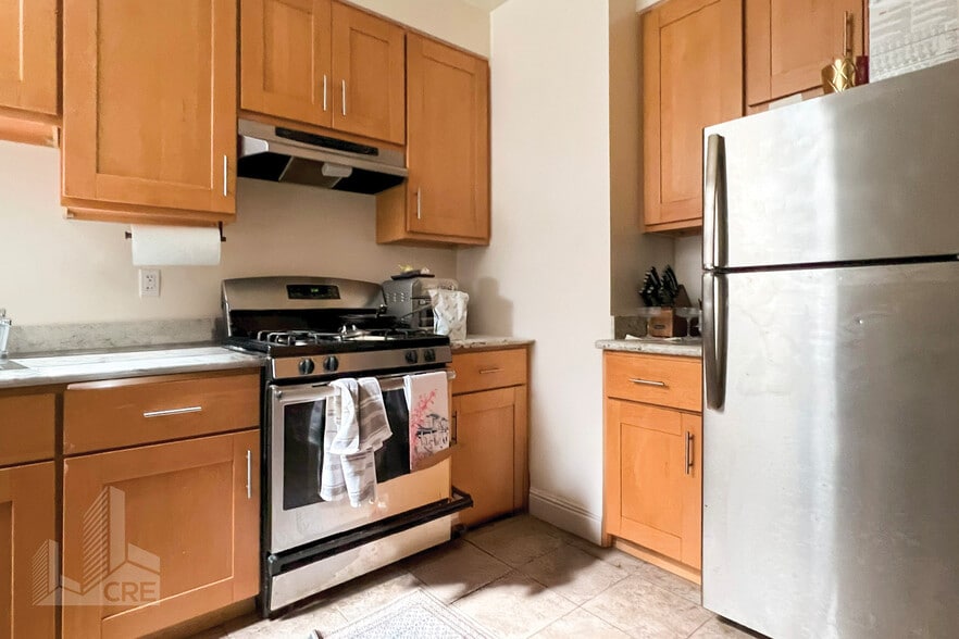 1090 Jackson St, San Francisco, CA 94133 Apartments For Sale