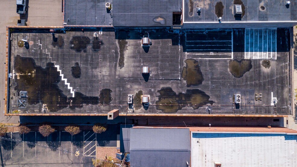 More Photos Of 36 Liberty St, Bath Storefront Retail Office For Sale