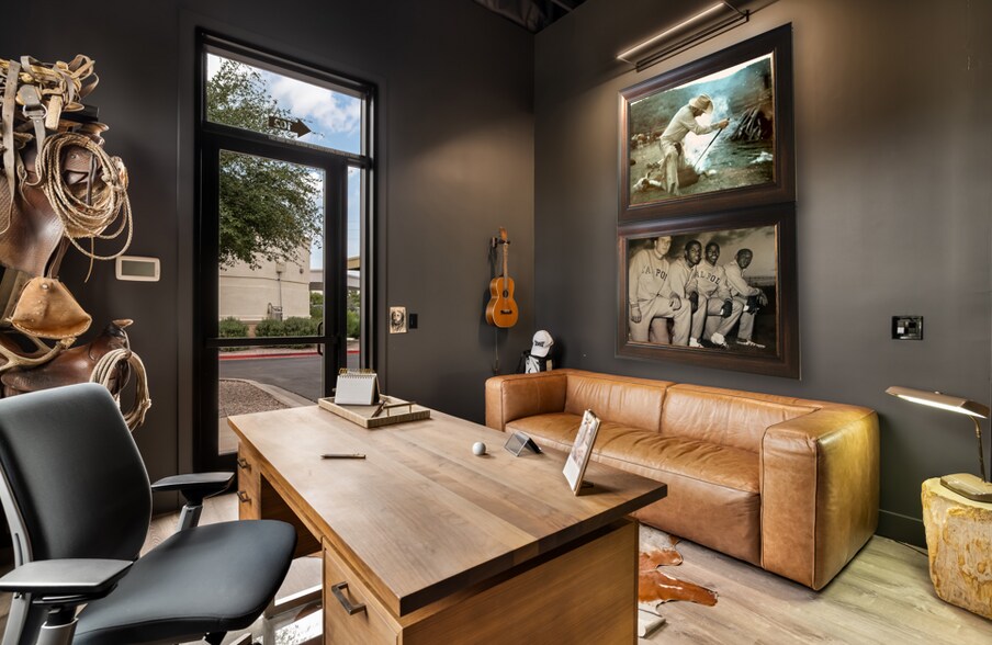 More Photos Of 725 W Elliot Rd, Gilbert Office For Sale