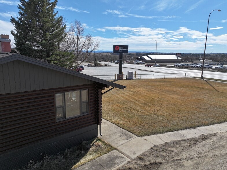More Photos Of 35 5th Ave, Belle Fourche Office For Sale