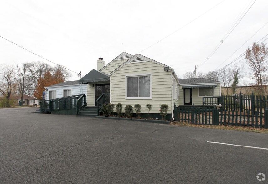 More Photos Of 2799 Bransford Ave, Nashville Office For Sale