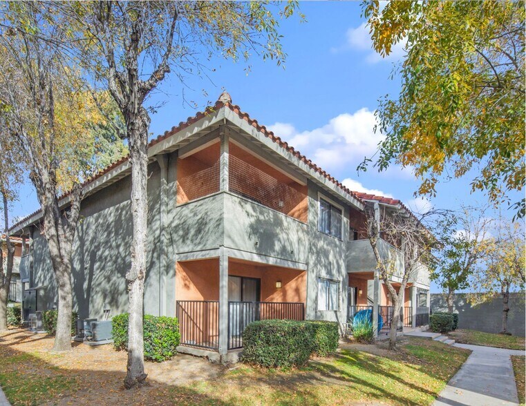 More Photos Of 1531 W Rialto Ave, Fontana Apartments For Sale