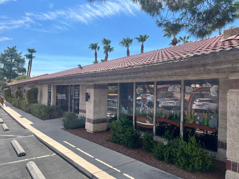 Primary Photo Of 4306-4324 S Eastern Ave, Las Vegas Medical For Lease